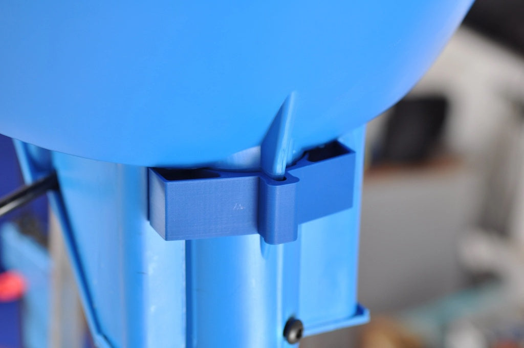 Debris Catcher for Dillon Casefeeder