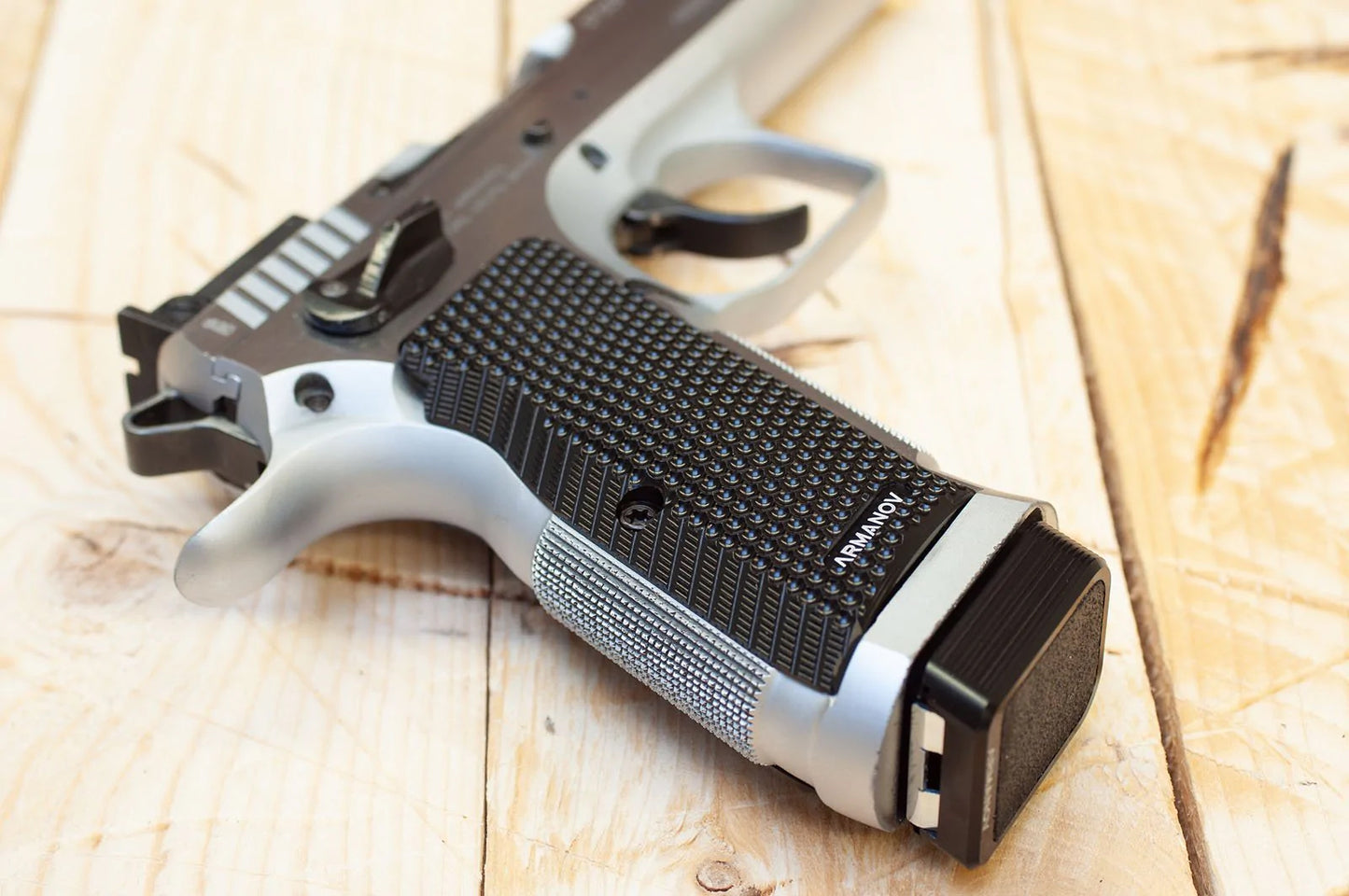 Open Box - SpidErgo Pistol Grips for Tanfoglio